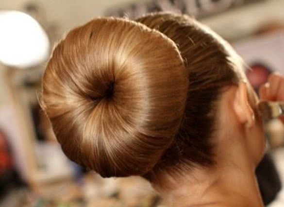 Donut Bun Hairstyles
 How to Survive a Bad Hair Day YouQueen