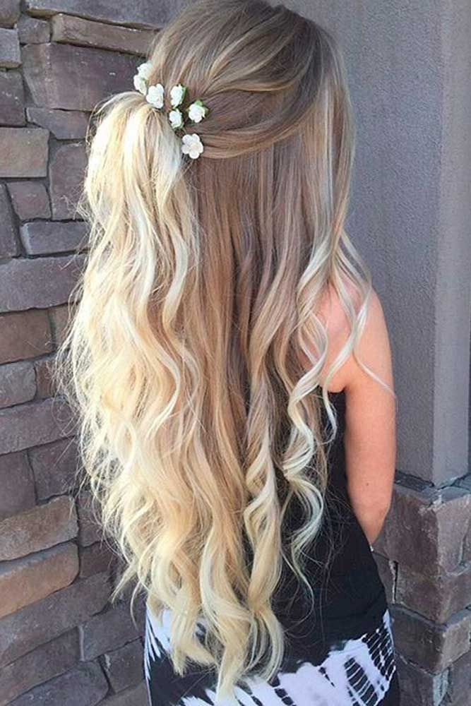 Easy Homecoming Hairstyles
 25 unique Home ing hairstyles ideas on Pinterest