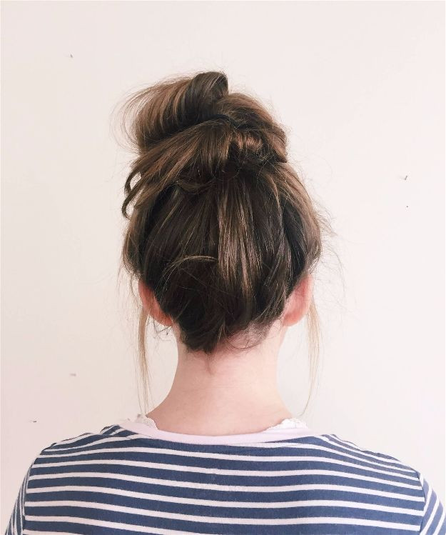 Easy Messy Hairstyles
 20 Quick And Easy Hairstyles You Can Wear To Work