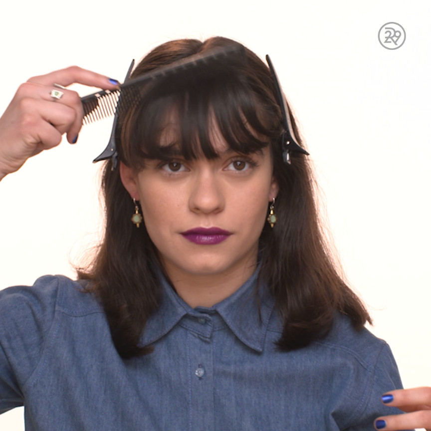 Easy Way To Cut Your Own Hair
 A super easy way to trim your own bangs