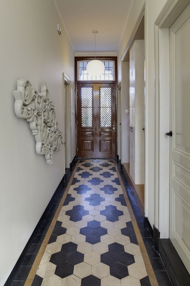 Best ideas about Entryway Flooring Ideas
. Save or Pin 15 Floor Tile Designs For The Foyer Now.
