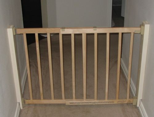 Best ideas about Evenflo Top Of Stair Gate
. Save or Pin Amazon Evenflo Top of Stair Gate Discontinued by Now.