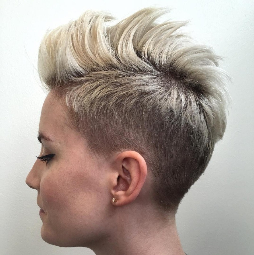 Female Mohawk Hairstyles
 17 female mohawk hairstyles that ll really turn heads