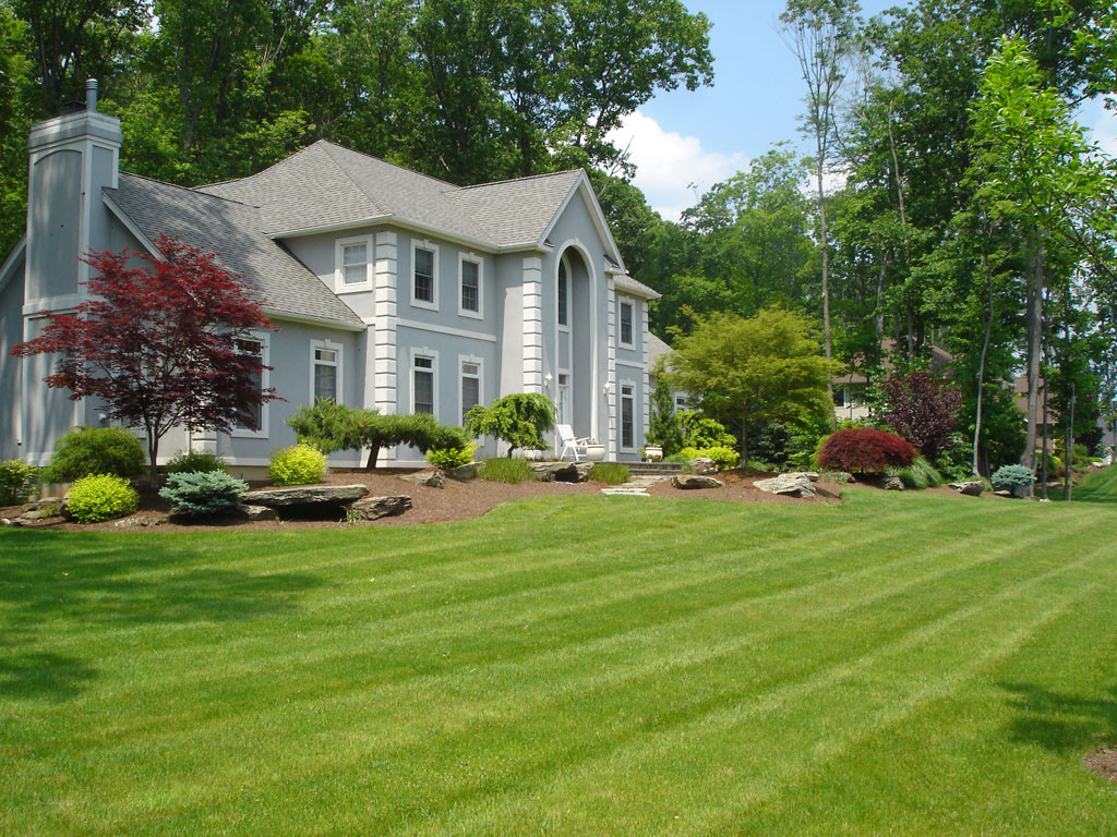 Best ideas about Frontyard Landscape Pictures
. Save or Pin Some Ideas of Front Yard Landscaping for a Small Front Now.
