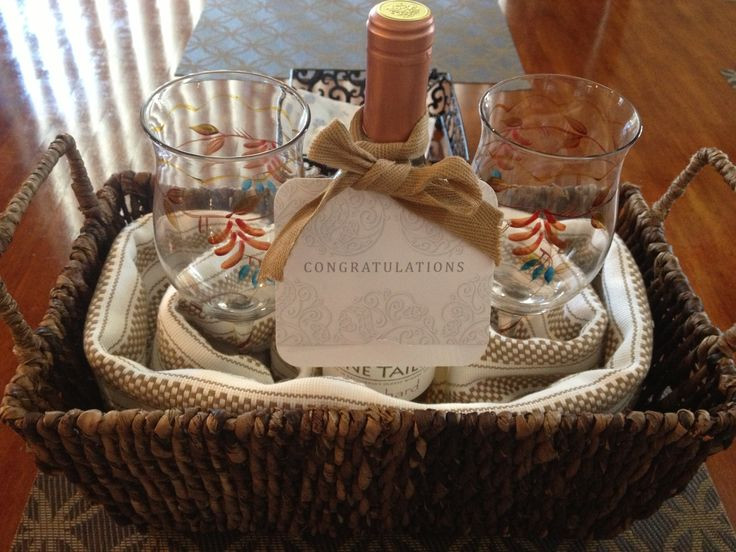 Gift Basket Ideas For Couple
 DIY house warming t wicker basket kitchen towels 2