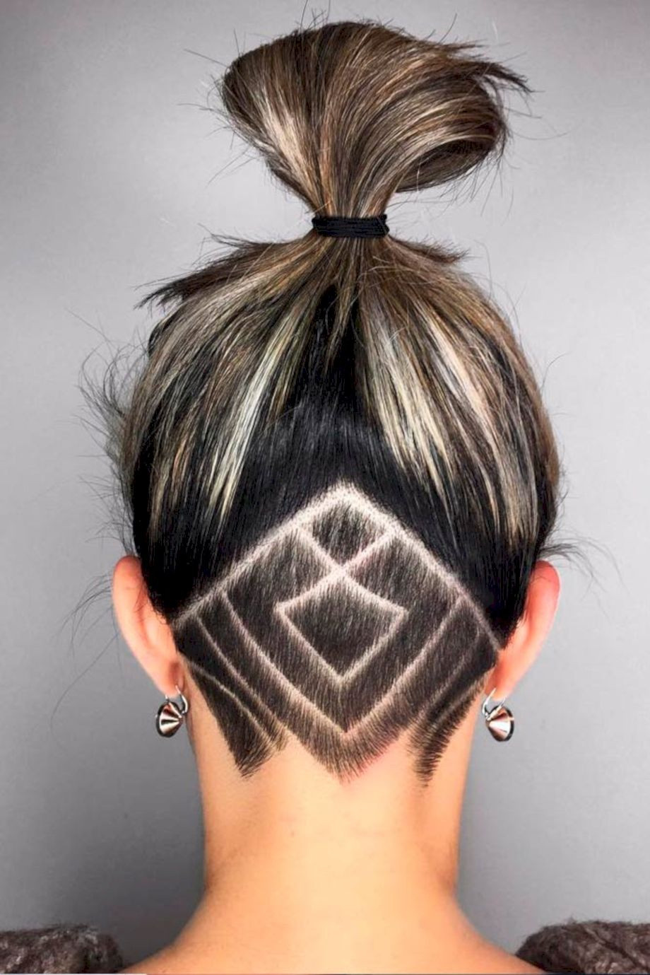 Girls Undercut Hairstyles
 71 Lovely Undercut Hairstyle for Women Ideas Fashionetter