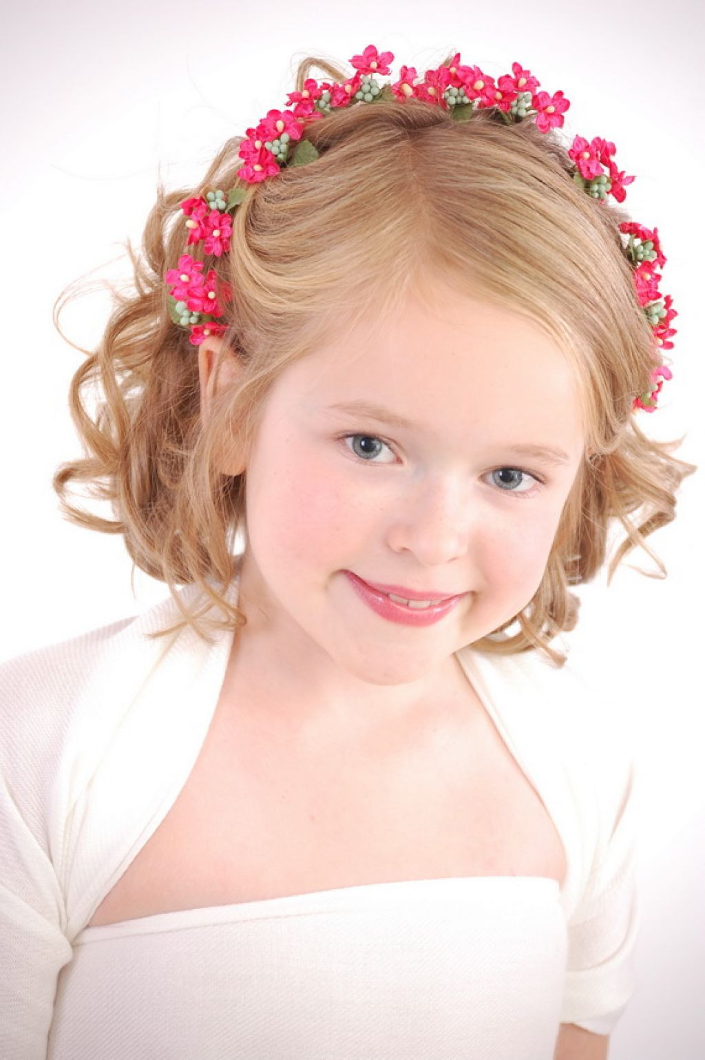 Hairstyle For Little Girl
 Latest Wedding Hairstyles For Little Kids Girls