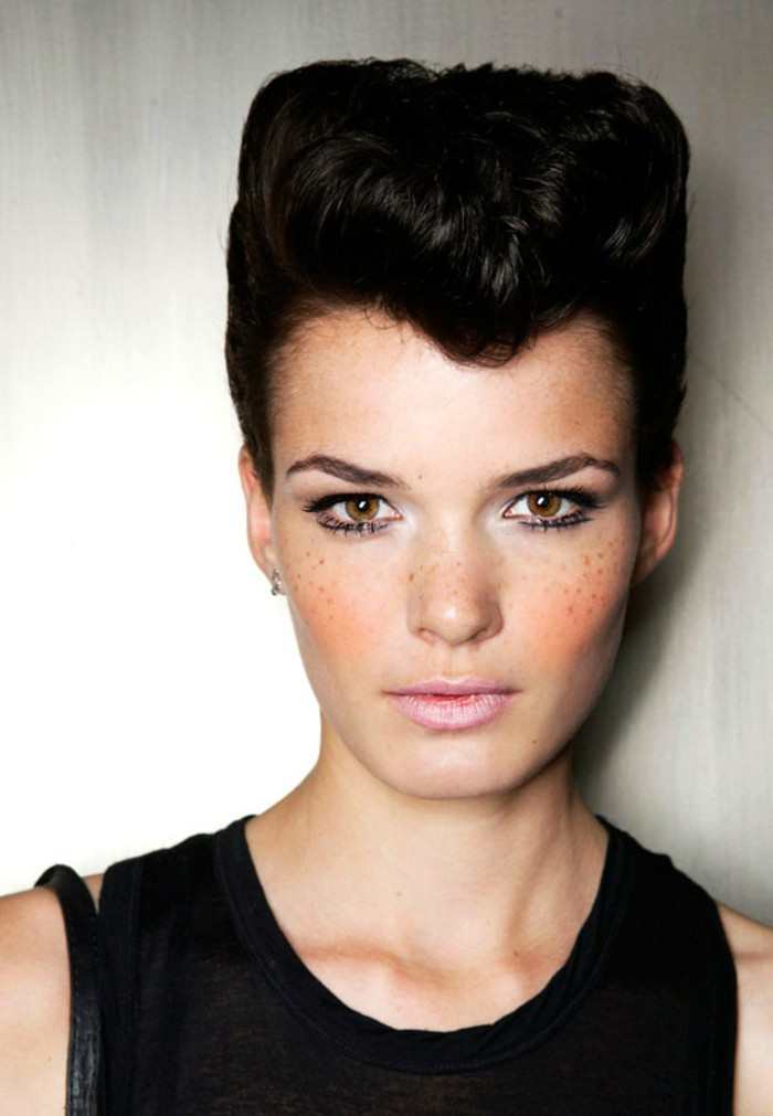 Hairstyles Female
 Daring Women Quiff Hairstyles To Make a Statement