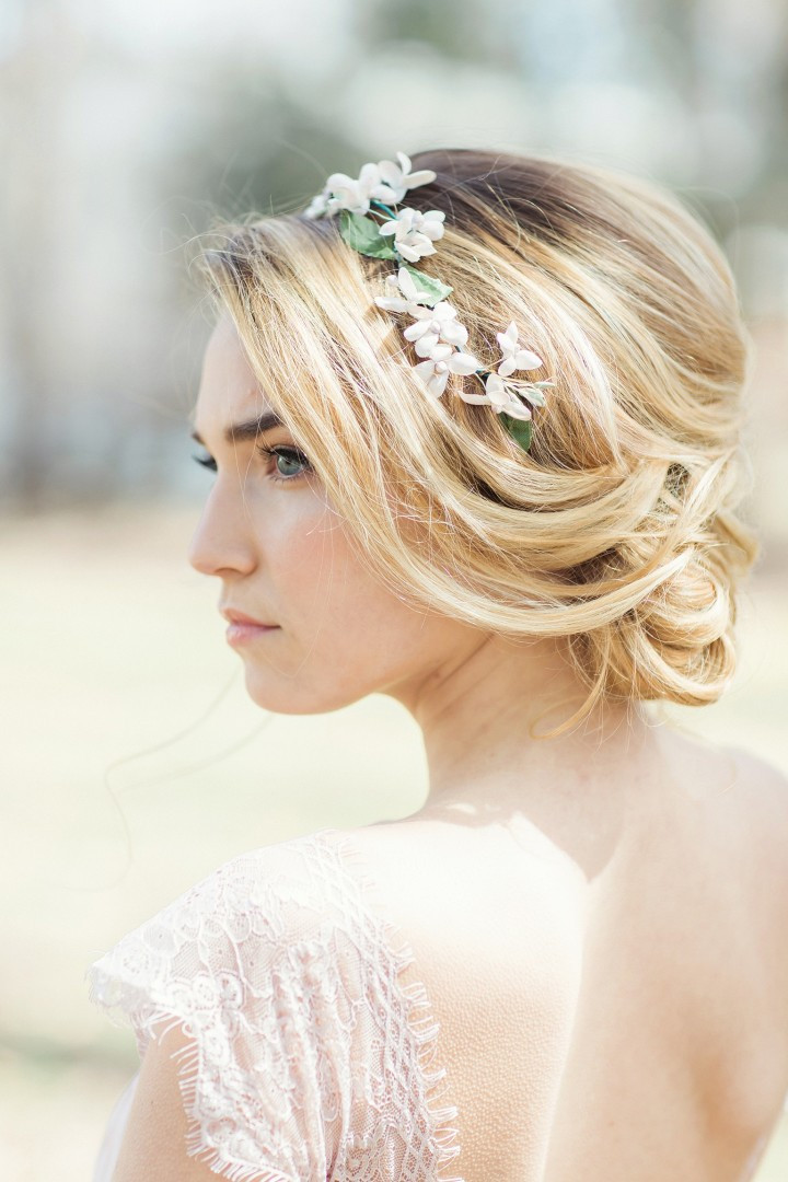 Hairstyles For Going To A Wedding
 Flower Power Classic Floral Wedding Hairstyles by Jackie