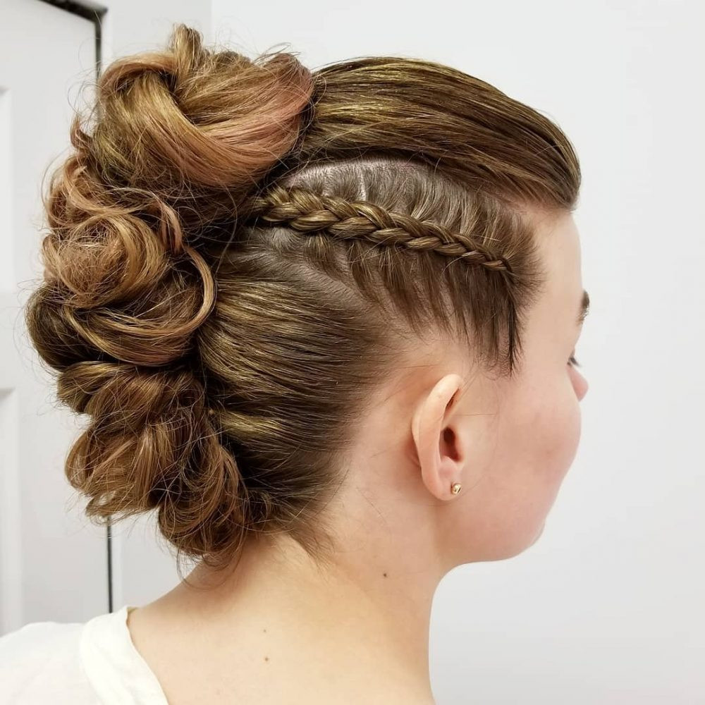 Hairstyles For Prom Updo
 Prom Updos and How To s For The Best Prom Updos