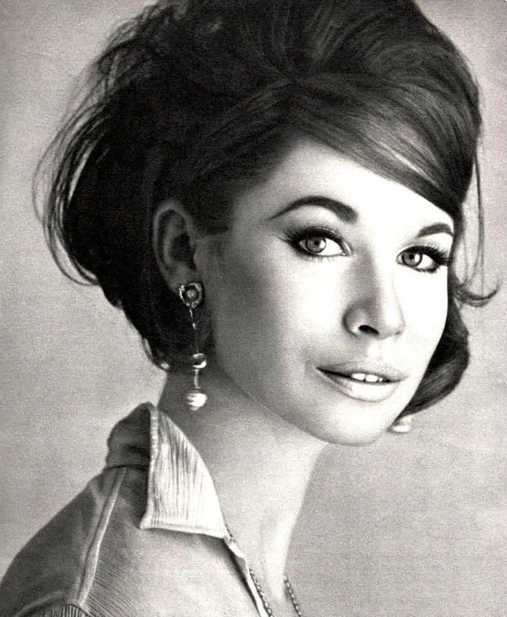 Hairstyles For Women In Their Sixties
 Lovely heavily back bed sixties hair