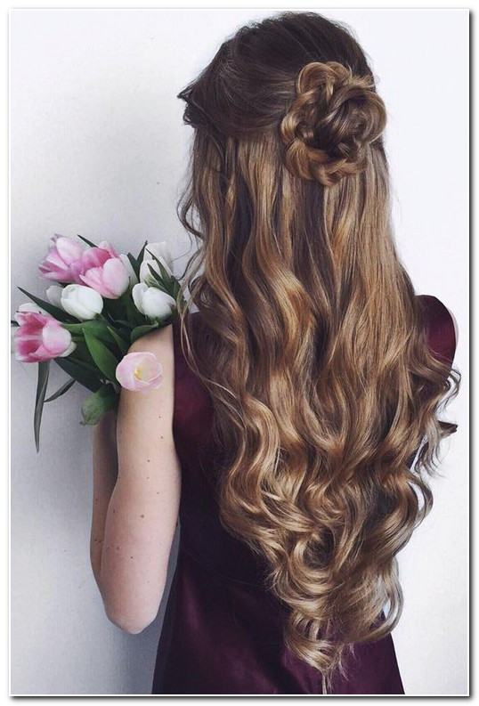 Halfup Prom Hairstyles
 Prom hairstyles half up half down curly
