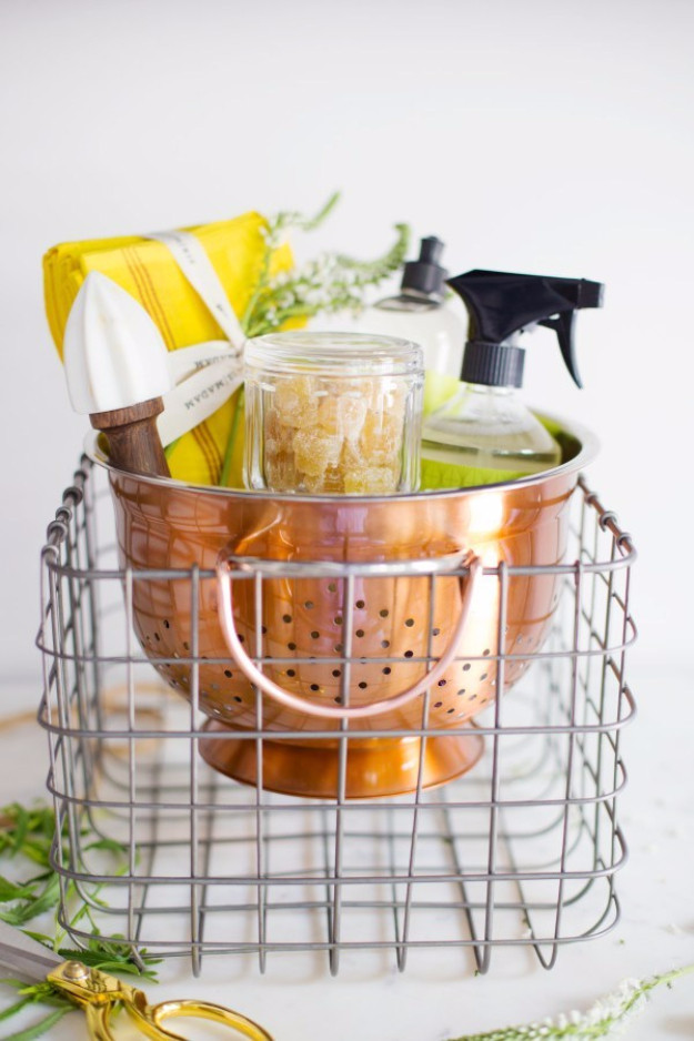 Housewarming Gift Baskets Ideas
 15 The Best DIY Housewarming Gifts That You Can Make To