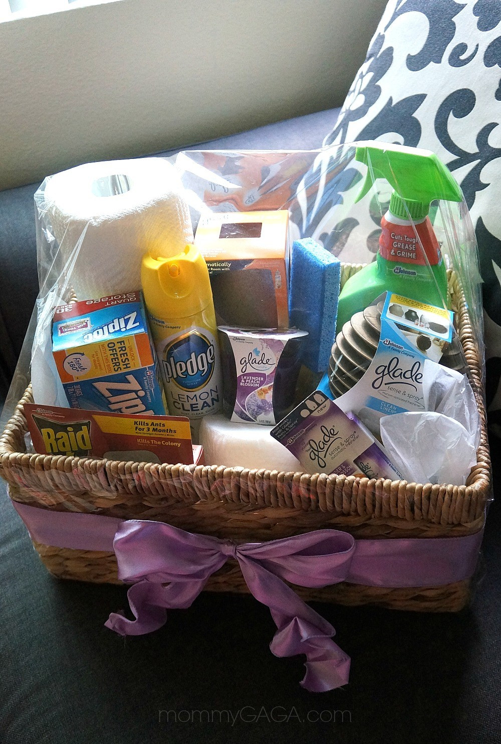 Housewarming Gift Baskets Ideas
 DIY Housewarming Gift Ideas Make A DIY Home Essentials