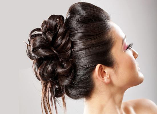 Indian Bun Hairstyles For Long Hair
 6 Best Trendy Bun Hairstyles for Indian Brides