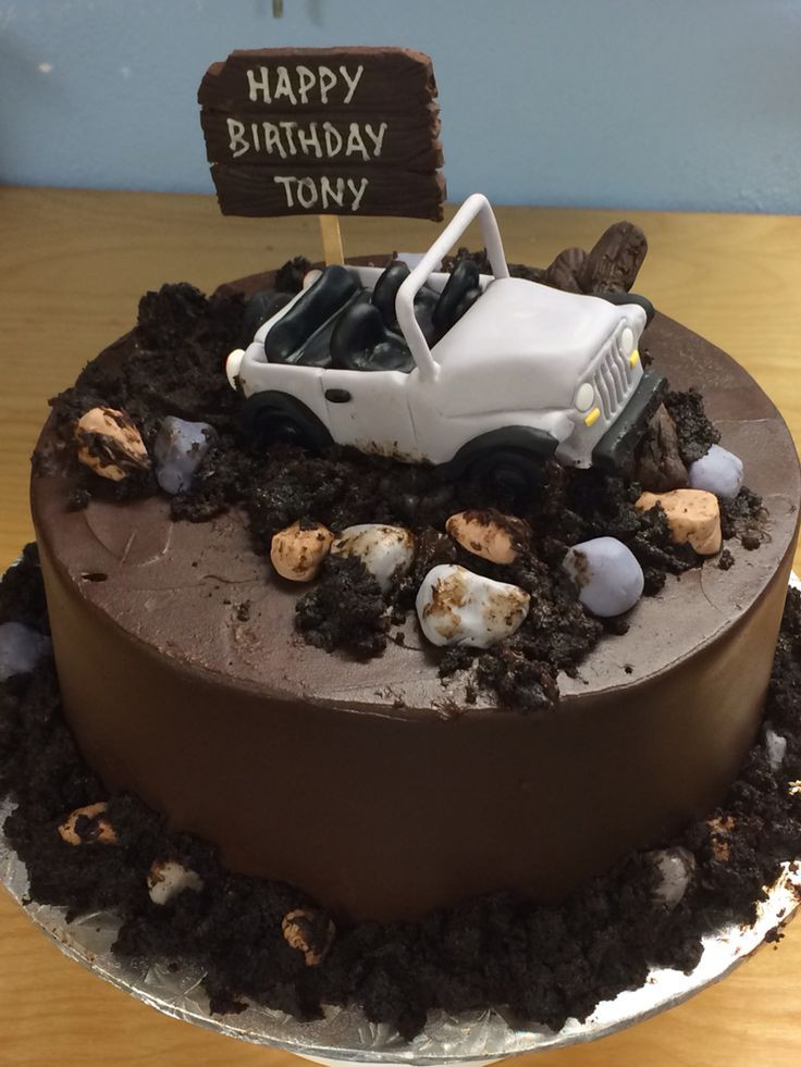 Jeep Birthday Cake
 25 best ideas about Jeep cake on Pinterest
