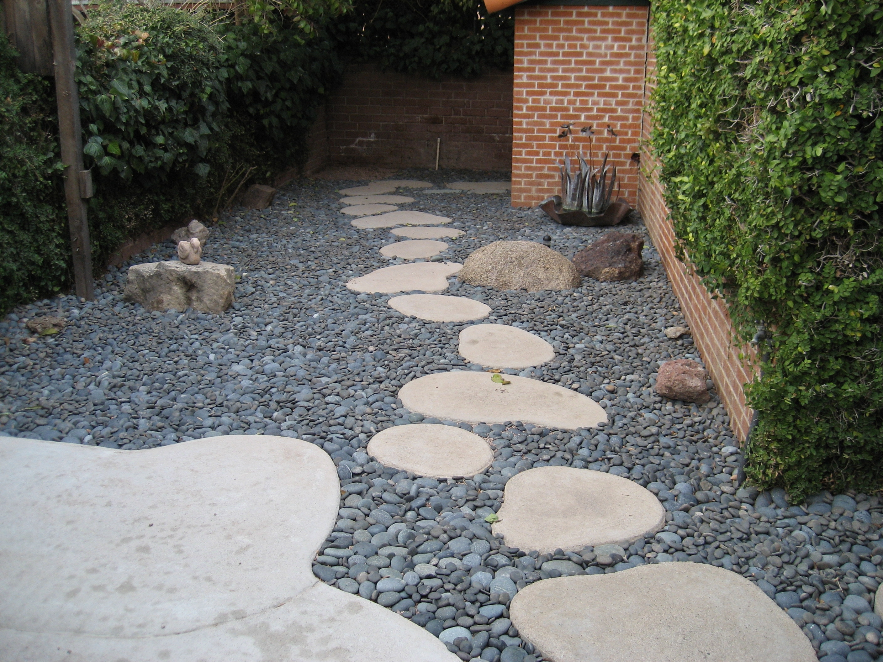 Best ideas about Landscape Stepping Stones
. Save or Pin Beauty Landscape Stepping Stones — Bistrodre Porch and Now.