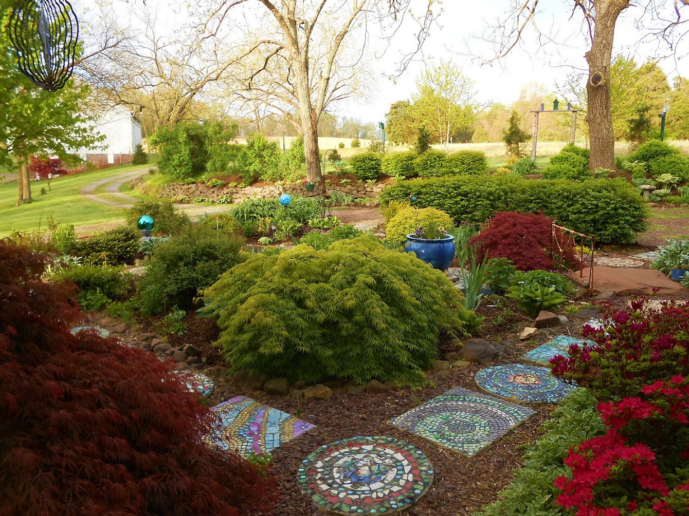 Best ideas about Landscape Stepping Stones
. Save or Pin Creating Mosaic Stepping Stones in Your Garden Now.