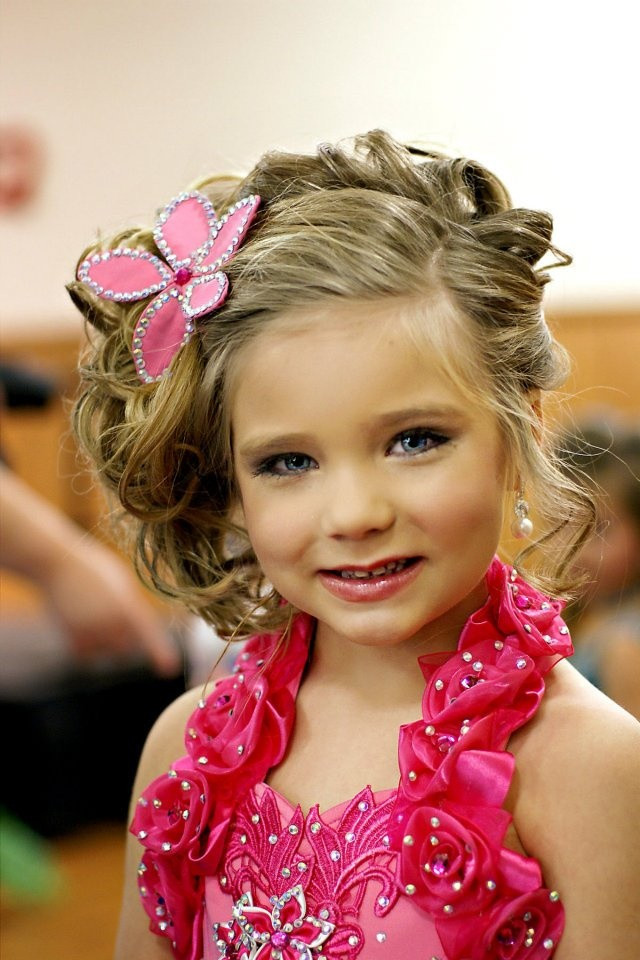 Little Girl Pageant Hairstyles
 Hairstyles to do for Hairstyles For Pageants Best ideas