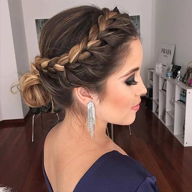Low Bun Prom Hairstyles
 31 Most Beautiful Updos for Prom – StayGlam