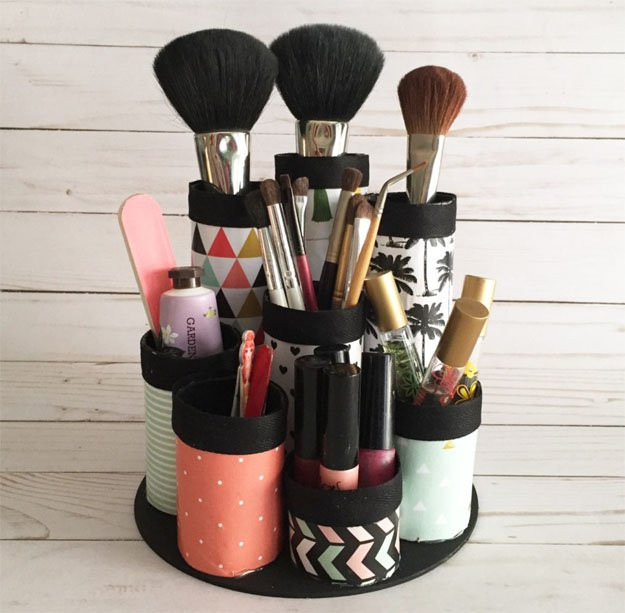 Makeup Organizer DIY
 13 DIY Makeup Organizers To Give Your Makeup A Proper Home