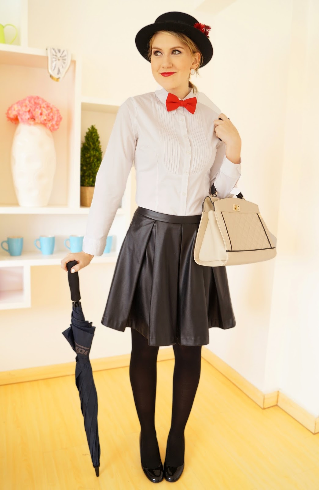 Mary Costume DIY
 The Joy of Fashion Halloween Homemade Mary Poppins Costume