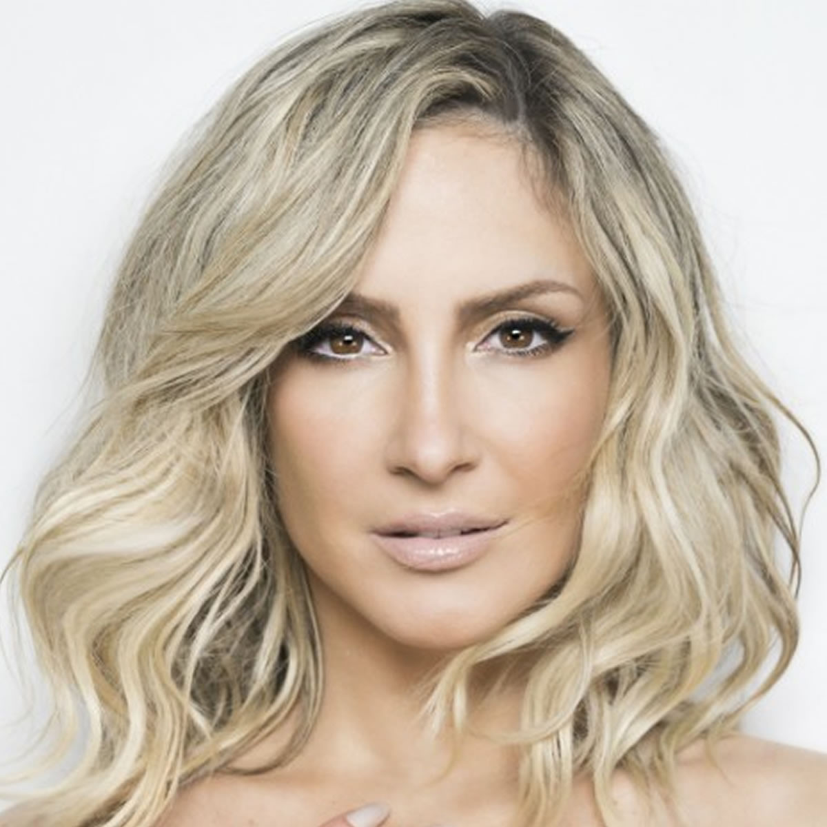 Claudia Leitte Nua