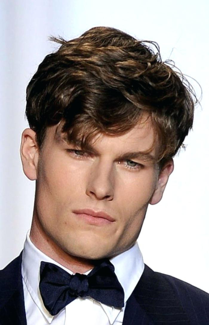 Mens Hairstyles For Thick Hair Oval Face
 Unique Mens Hairstyles For Thick Hair Oval Face Mens