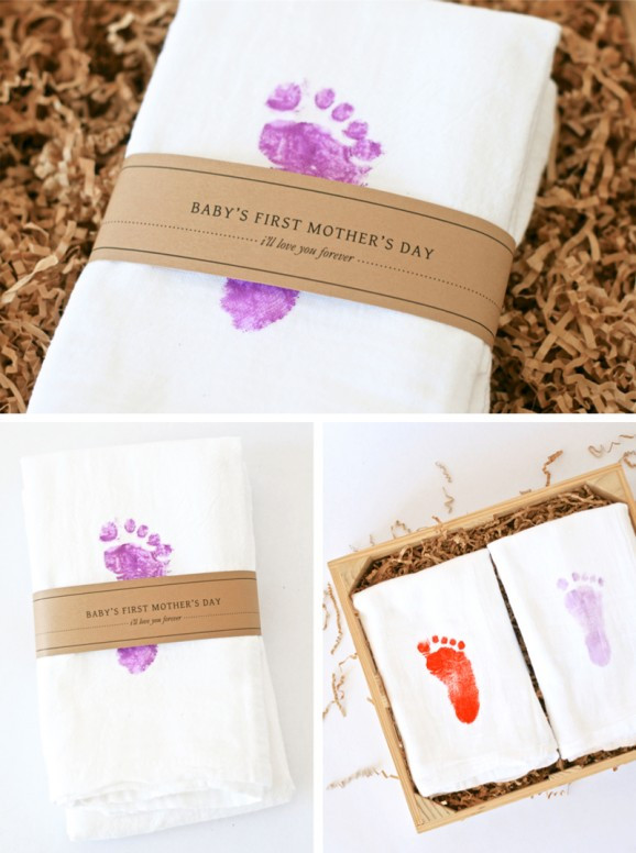 Mother Day Gift Ideas From Baby
 Baby s First Mother s Day Gift Idea Paging Supermom
