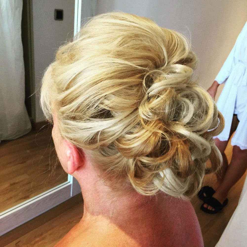Mother Of The Bride Long Hairstyles
 Mother of the Bride Hairstyles 24 Elegant Looks for 2018