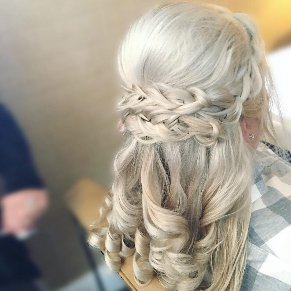 Mother Of The Bride Long Hairstyles
 Mother of the Bride Hairstyles 24 Elegant Looks for 2018