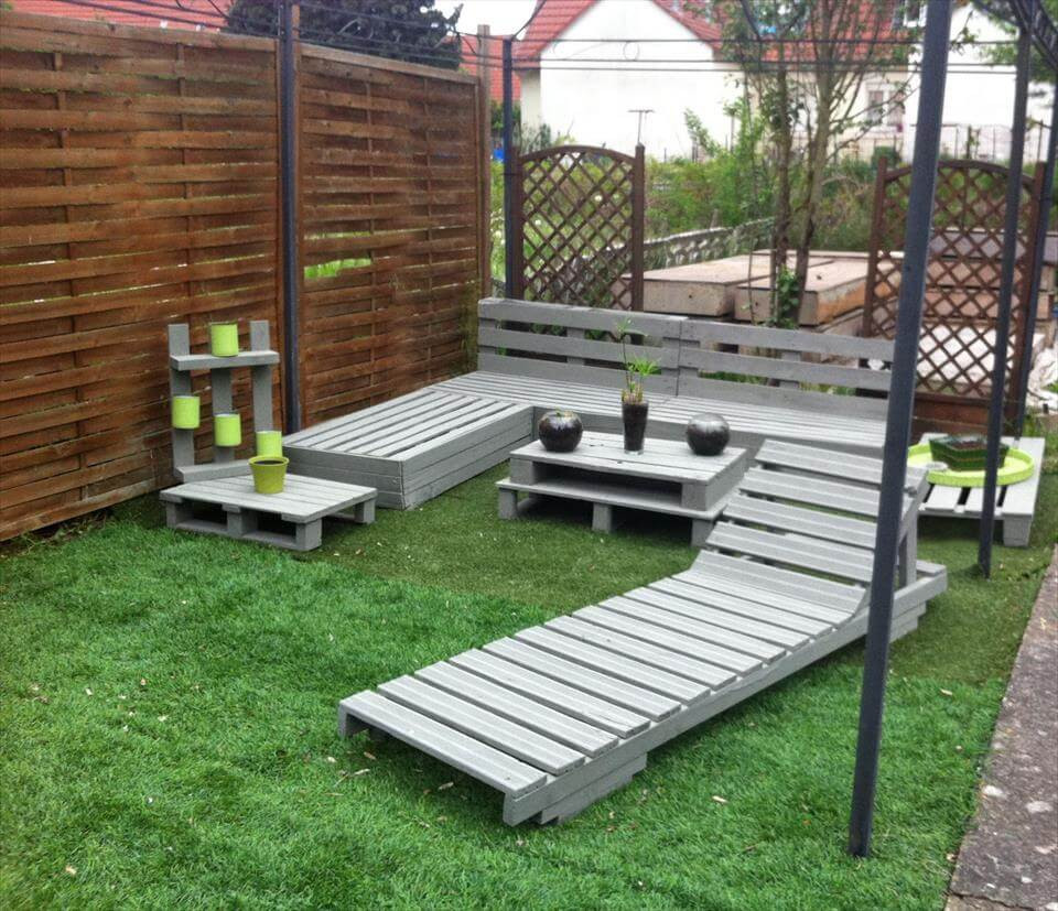 Best ideas about Patio On A Pallet
. Save or Pin DIY Pallet Garden and Patio Furniture Set Now.