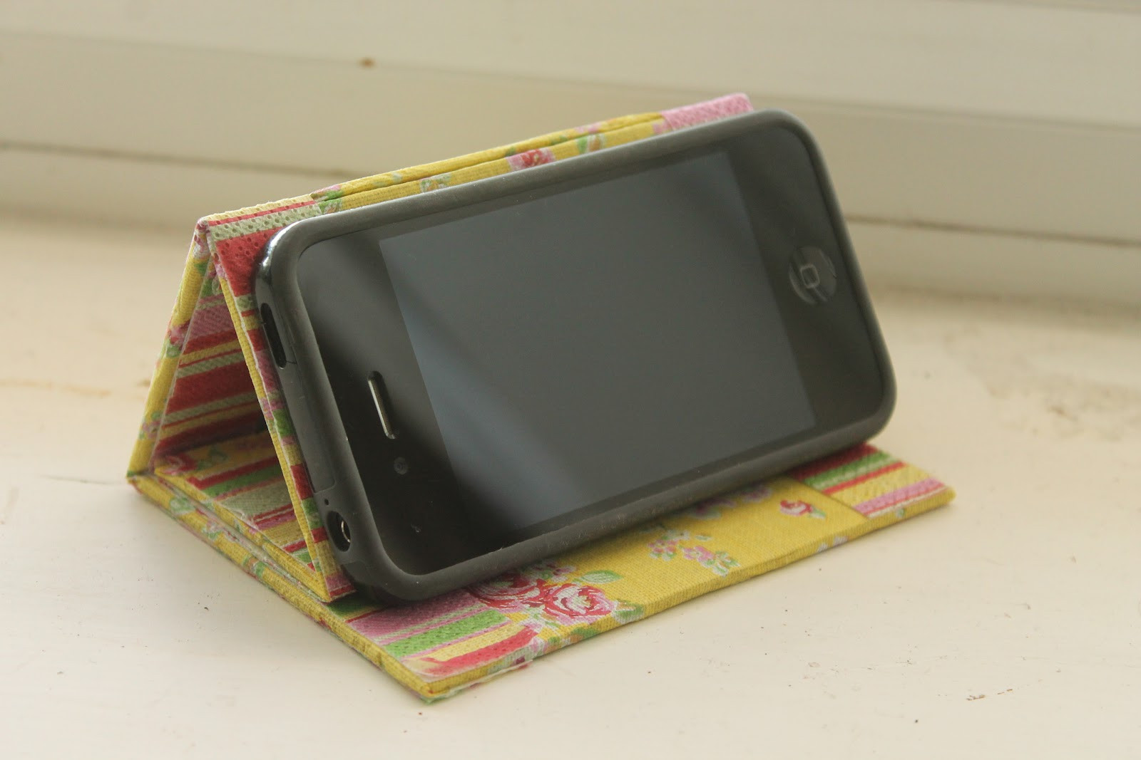 Best ideas about Phone Stands DIY
. Save or Pin DIY Tutorial No Sew IPhone Stand Now.