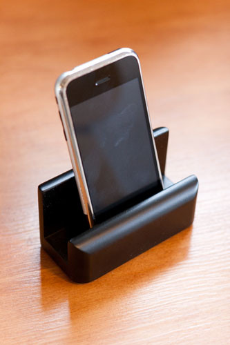 Best ideas about Phone Stands DIY
. Save or Pin DIY Smart Phone Stand Using an Old Cassette Case Life Now.