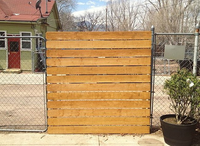 Privacy Fence DIY
 Genius The Easy Way to Add Privacy to a Chain Link Fence