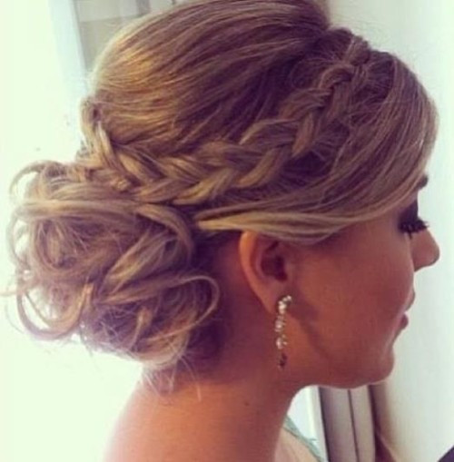 Prom Hairstyles Updo
 The Best Prom Updos for Long Hair Cosmetic Ideas