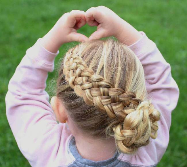 Quick Hairstyles For Little Girls
 Easy Updos For Little Girl 2018 Wedding Party Hairstyles