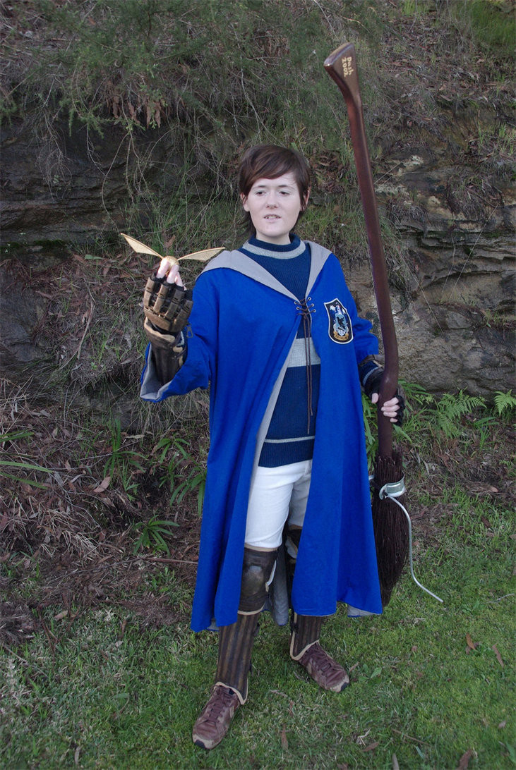 Ravenclaw Costume DIY
 Ravenclaw quidditch player cosplay by DashyProps on DeviantArt