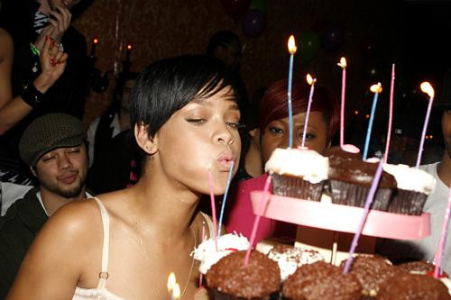 Rihanna Birthday Cake Lyrics
 Rihanna Birthday Cake Lyrics and Video Lyrics Video Music