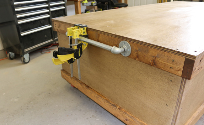 Rolling Workbench DIY
 DIY Rolling Workbench with Free Workbench Plans
