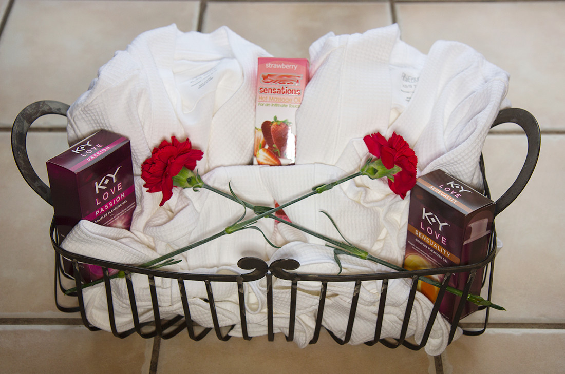 Best ideas about Romantic Gift Basket Ideas For Couples
. Save or Pin Couples Massage Romantic Gift Basket Now.