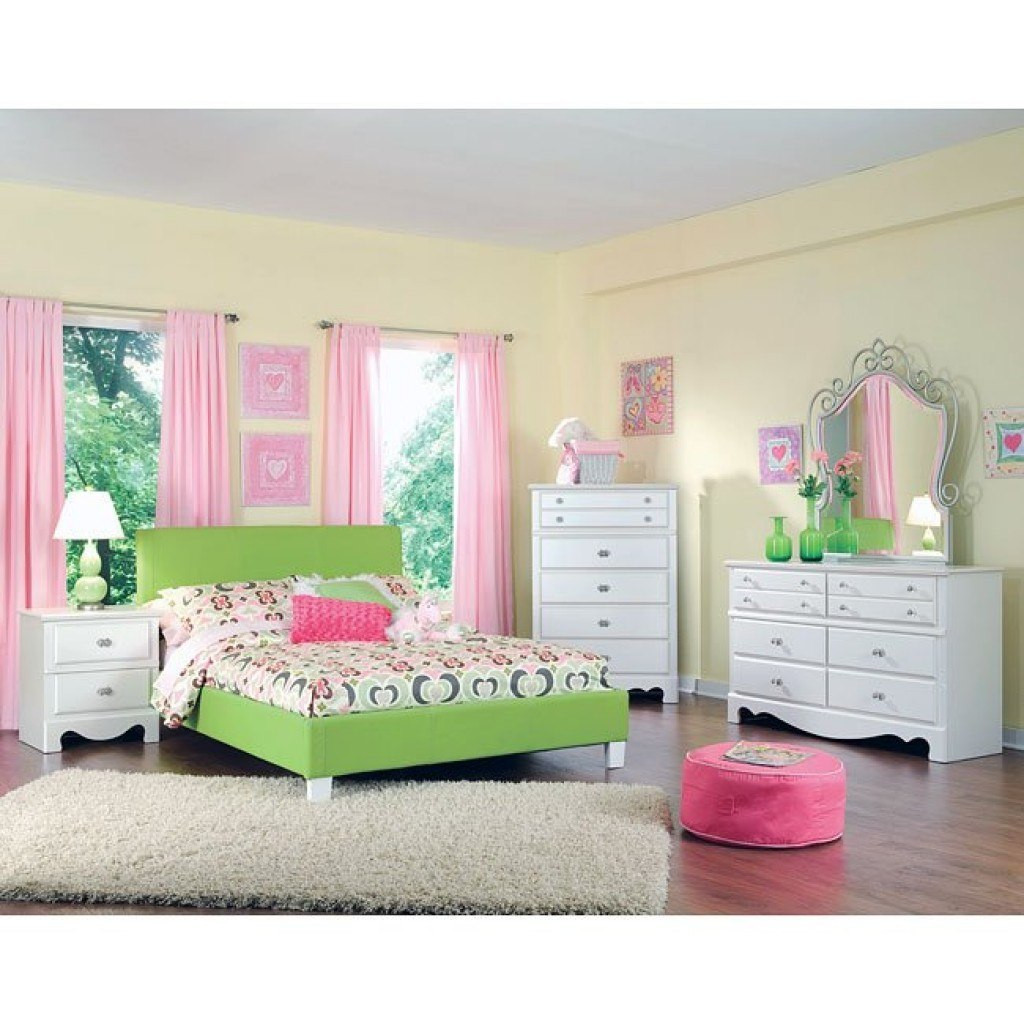 Best ideas about Rose Bedroom Set
. Save or Pin Spring Rose Bedroom Set W Green Bed Standard Furniture Now.