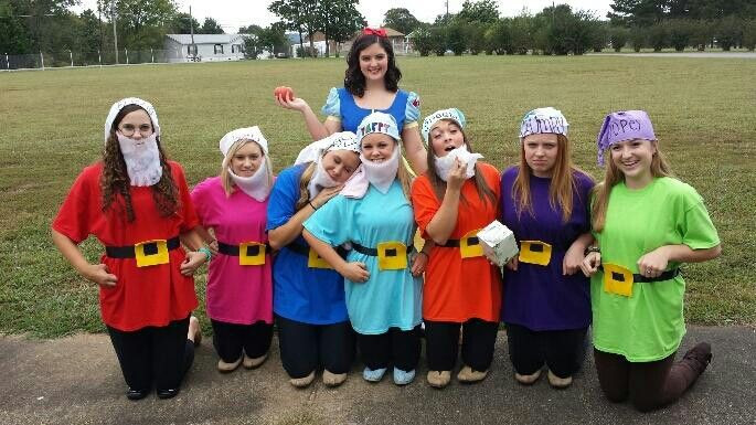 Seven Dwarfs Costumes DIY
 Snow White and the seven dwarfs Disney