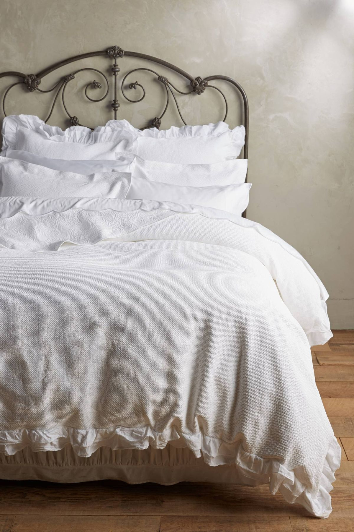 Best ideas about Shabby Chic Bedding
. Save or Pin 15 Best Picks for Shabby Chic Bedding Now.