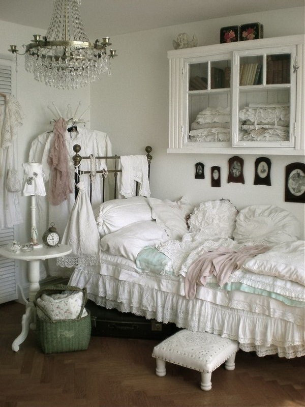 Best ideas about Shabby Chic Bedroom Decorations
. Save or Pin 33 Cute And Simple Shabby Chic Bedroom Decorating Ideas Now.