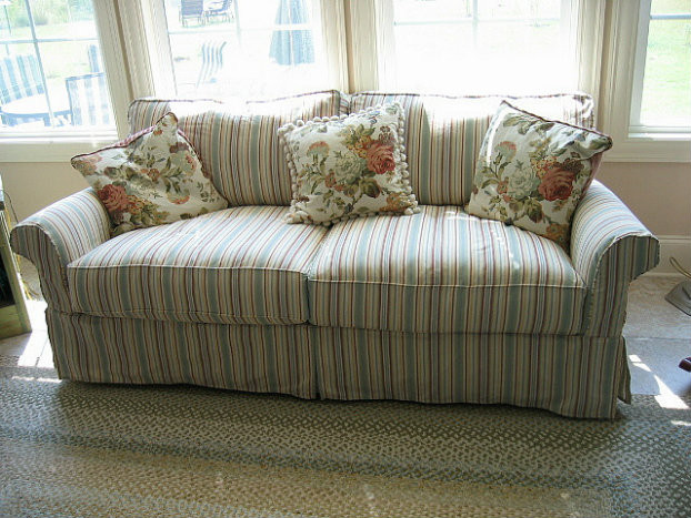 Best ideas about Shabby Chic Loveseat
. Save or Pin Make Your Living Room Stylish with a Shabby Chic Couch Now.