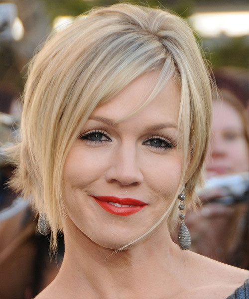 Short Haircuts For Thin Hair And Round Faces
 Short Hairstyles For Round Faces