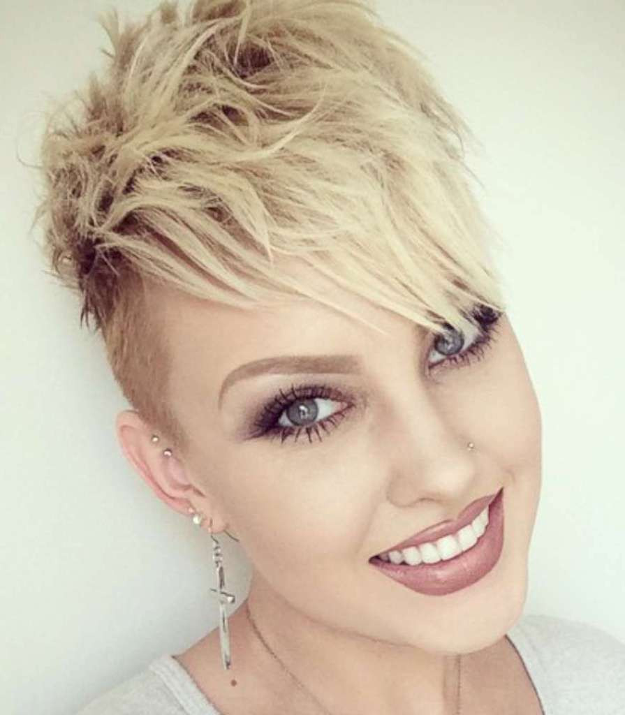 Short Haircuts For Women With Fine Hair
 Short Hairstyles For Fine Hair