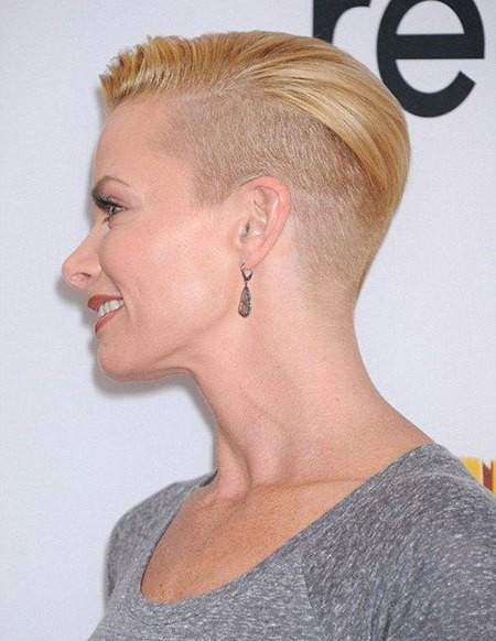 Short Hairstyles With Shaved Sides
 20 Ravishing Short Haircuts for Fine Hair