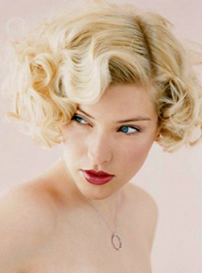 Short Retro Hairstyle
 50 Best Short Wedding Hairstyles That Make You Say “Wow ”